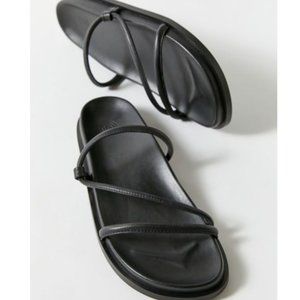 UO Kendal Strappy Slide Leather Sandals